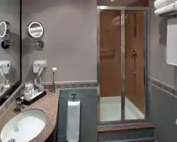 Anwar Al Madinah Mövenpick Hotel thumbnail